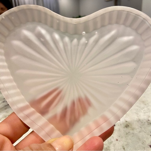 Art Deco Frosted Pink Glass Heart Shape Vanity Decor Tray w two bottle Set 4 - Picture 6 of 9